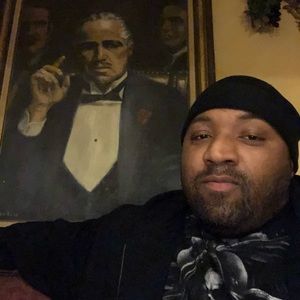 Meet your Posher, Ray